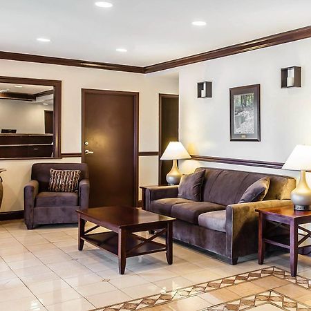 Comfort Inn & Suites Quakertown Eksteriør bilde