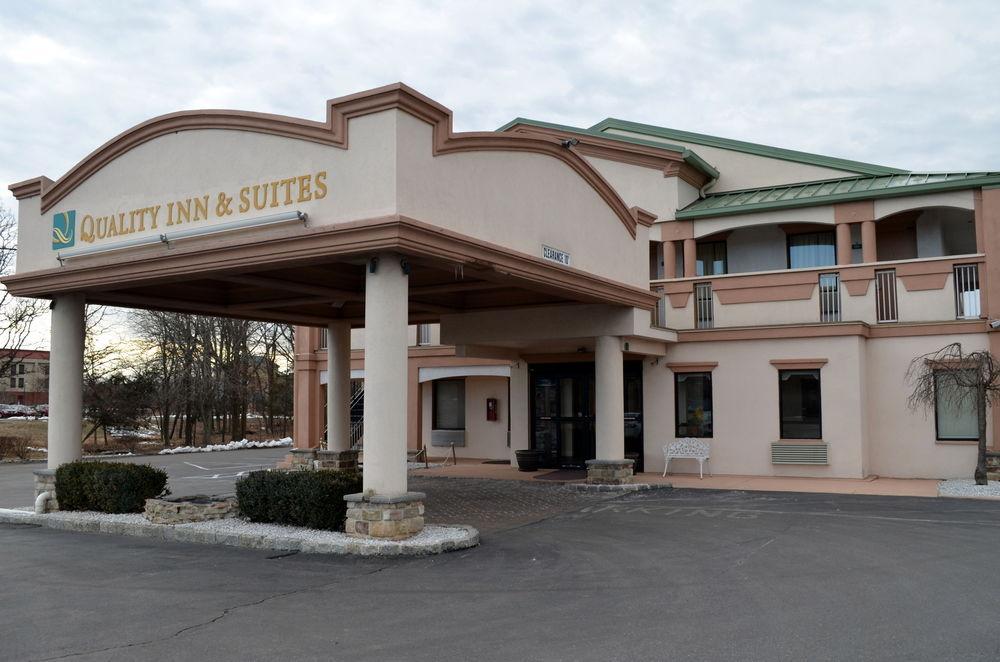 Comfort Inn & Suites Quakertown Eksteriør bilde
