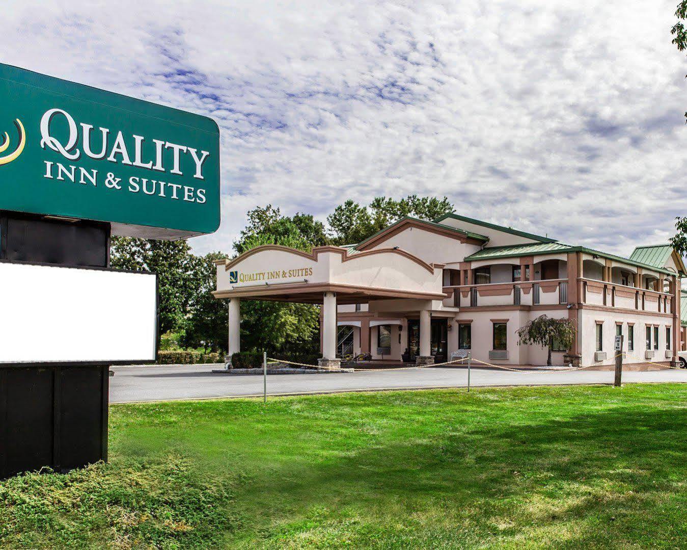 Comfort Inn & Suites Quakertown Eksteriør bilde